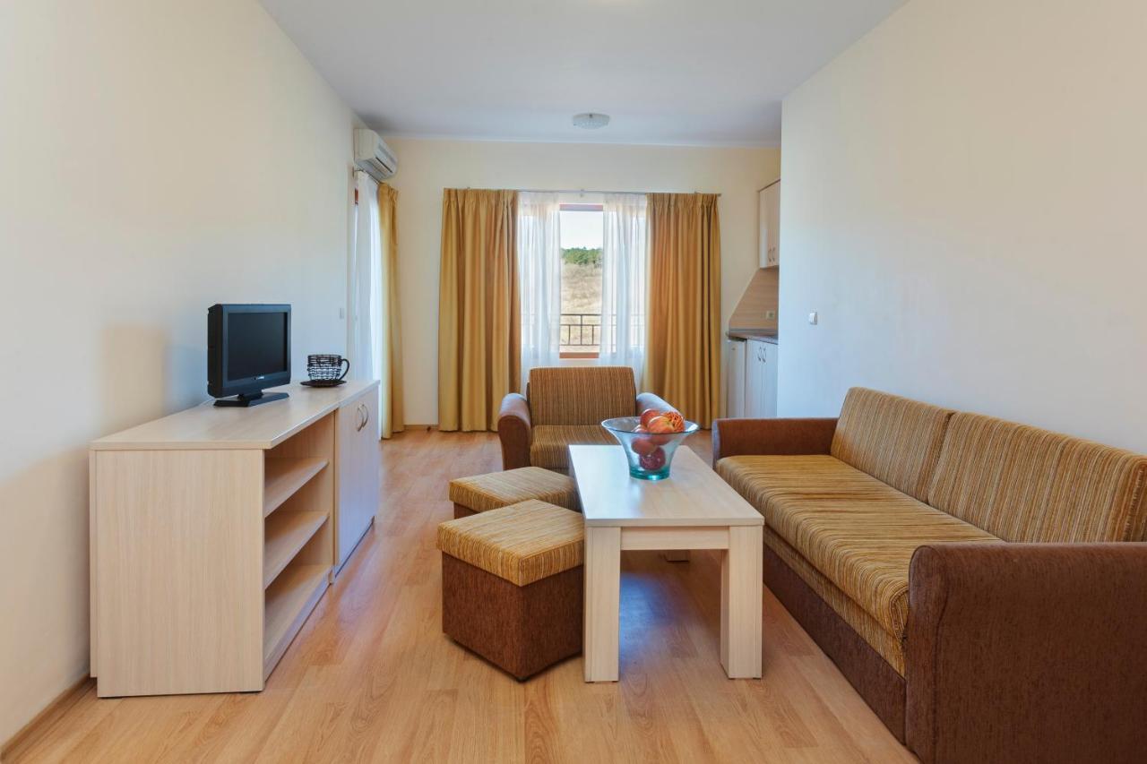 Serena Residence Aparthotel Sosopol Exterior foto