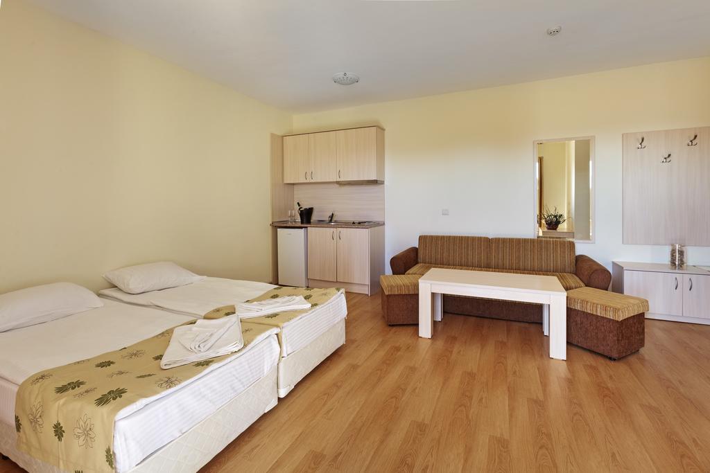 Serena Residence Aparthotel Sosopol Zimmer foto